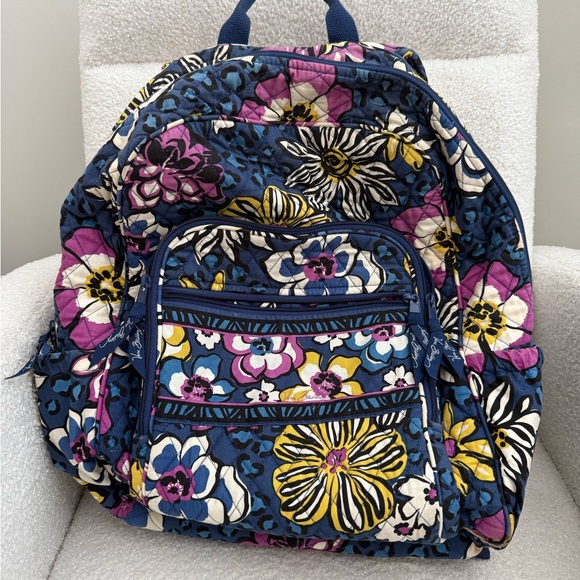 Floral Patterned Backpack - Picture 1 of 3